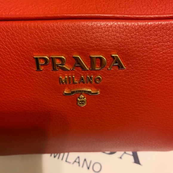 Prada - authentic crossbody bag NEW - Picture 3 of 5